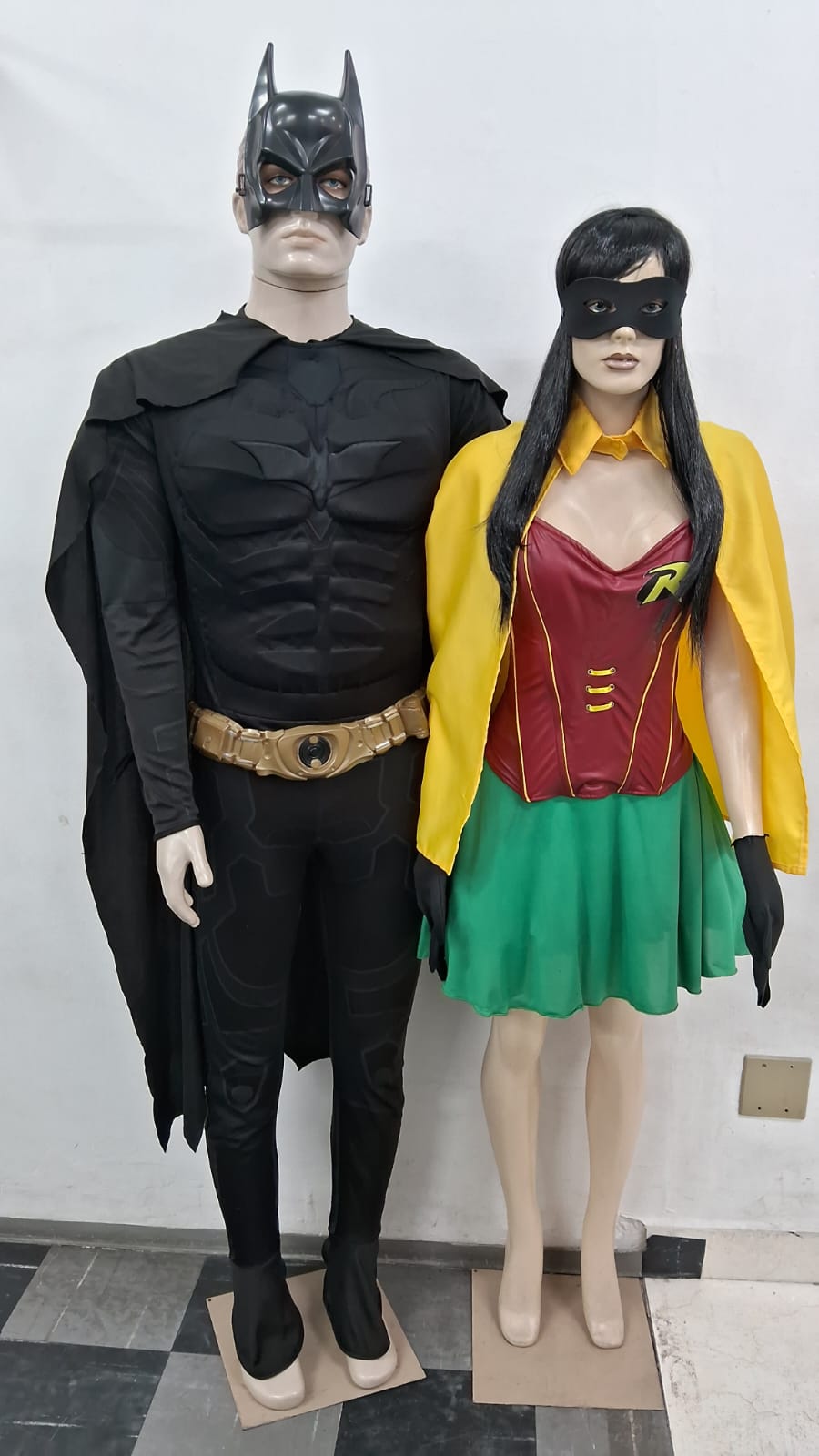 Batman Cavaleiro das Trevas e Robin Luxo 